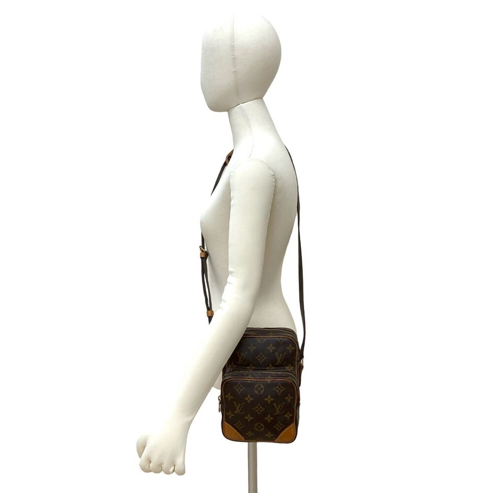 LOUIS VUITTON Brown Monogram Leather Pochette Shoulder Bag - Picture 2 of 10